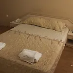 семеен пауталия Хотел 3*