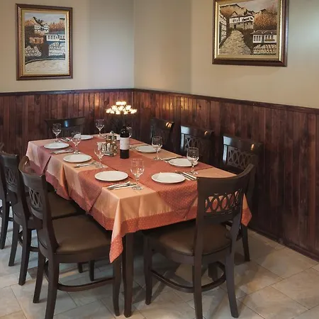 Hotel Family Pautalia 3*